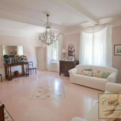 Traditional Property with Residential Annex near Lucca 26