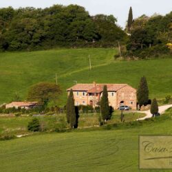 Farmhouse for sale near Pienza Val d'Orcia Tuscany (2)-1200