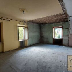 Apartment for sale on the river Lima Bagni di Lucca Tuscany (1)-1200
