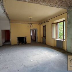 Apartment for sale on the river Lima Bagni di Lucca Tuscany (2)-1200