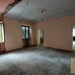 Apartment for sale on the river Lima Bagni di Lucca Tuscany (5)-1200