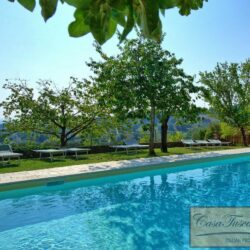 Beautiful Country Property with Pool near Sarteano Siena Tuscany (15)