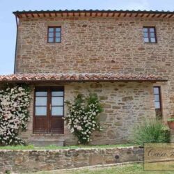 Stone farmhouse for sale near Piegaro Umbria (2)