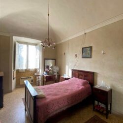 House for sale in the centre of Cortona (18)-1200