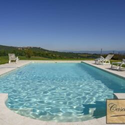 Villa for sale with pool near Montepulciano Tuscany (10)
