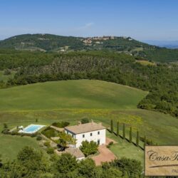 Villa for sale with pool near Montepulciano Tuscany (26)