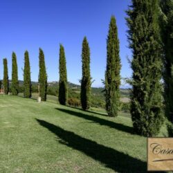 Villa for sale with pool near Montepulciano Tuscany (5)
