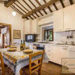 Beautiful house full of character for sale near Cortona Tuscany (12)-1200
