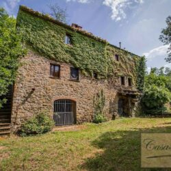 Beautiful house full of character for sale near Cortona Tuscany (4)-1200