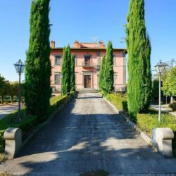 Elegant Villa for sale near Cortona Tuscany (34)-1200