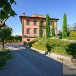 Elegant Villa for sale near Cortona Tuscany (36)-1200