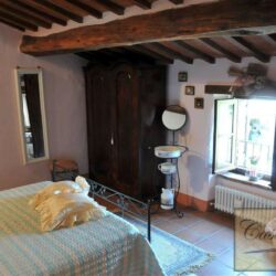 House for sale with pool and land near Passignano sul Trasimeno Umbria (15)-1200