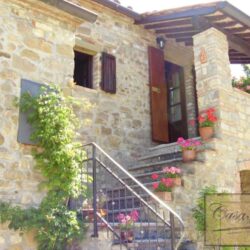 House for sale with pool and land near Passignano sul Trasimeno Umbria (21)-1200