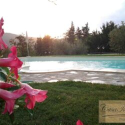 House for sale with pool and land near Passignano sul Trasimeno Umbria (27)-1200