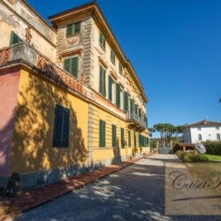 Historic Villa for sale near Lucca (25)