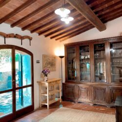 House with pool for sale in Chianti Tuscany (3)