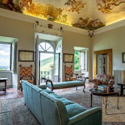 Wonderful stately villa for sale in Chianti Tuscany (4)-1200