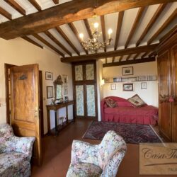 House for sale in Cortona Tuscany (18)-1200