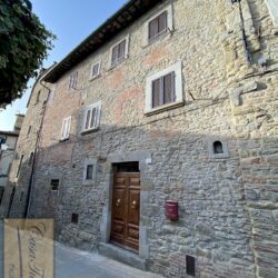 House for sale in Cortona Tuscany (2)-1200