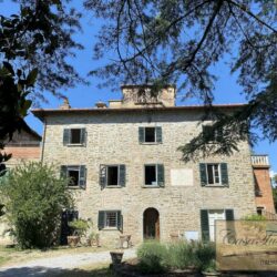 House to Restore near Cortona Tuscany (2)-1200