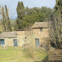House to Restore near Cortona Tuscany (4)-1200