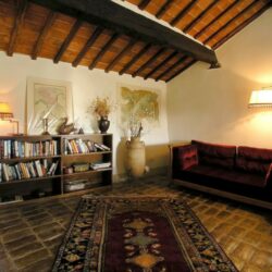 Lovely house with pool for sale near Cortona Tuscany (30)