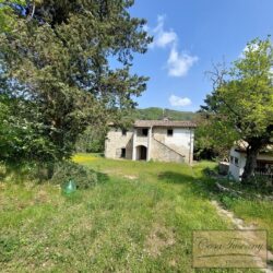 Restored Farmhouse and annex for sale near Montrone Umbria (13)-1200
