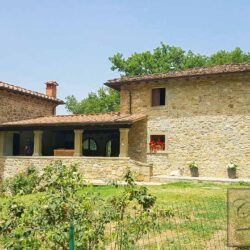 Beautiful Stone House for sale near Arezzo Tuscany (23)
