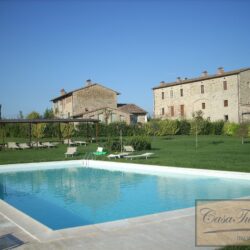 Apartment for sale with shared pool in Colle Val d'Elsa Tuscany (21)-1200
