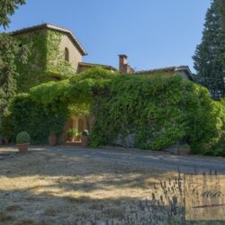 Beautiful Chianti Property for sale with Pool and 20 Hectares (14)-1200