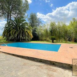 Villa with pool for sale near Buggiano Tuscany (142)