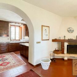 Villa with pool for sale near Buggiano Tuscany (154)