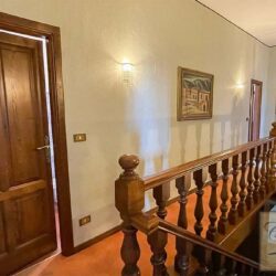 Villa with pool for sale near Buggiano Tuscany (81)