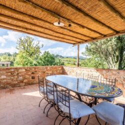 Beautiful Stone House with Pool for sale near Montepulciano (24)