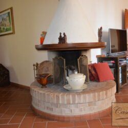 farmhouse to restore near Montalcino Tuscany (12)