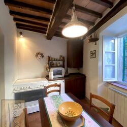 Lovely apartment for sale in Cortona Tuscany (12)-1200