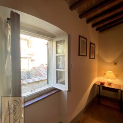 Lovely apartment for sale in Cortona Tuscany (14)-1200