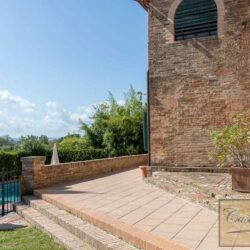 10 Bedroom property with pool and olive grove near SIena Tuscany (17)-1200