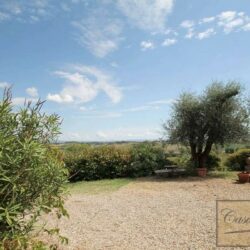 10 Bedroom property with pool and olive grove near SIena Tuscany (19)-1200