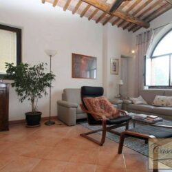 10 Bedroom property with pool and olive grove near SIena Tuscany (37)-1200