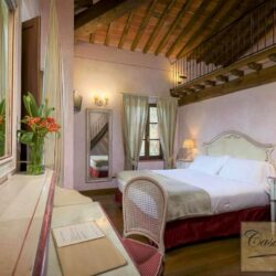 Boutique Hotel for sale in Tuscany (24)-1200