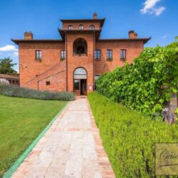 Boutique Hotel for sale in Tuscany B (2)-1200