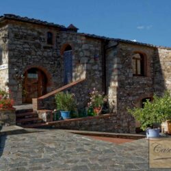 Chianti Farmhouse with pool for sale in Tuscany (7)-1200