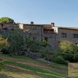 Chianti Farmhouse with pool for sale in Tuscany (8)-1200