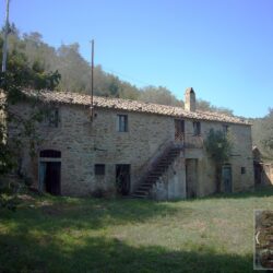 House for sale near Bramasole Tuscany (2)-1200