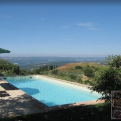 House for sale with pool near Terni Umbria (4)