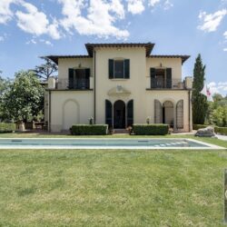 Luxury Villa with Tower and Pool for sale near Florence Tuscany (31)-1200