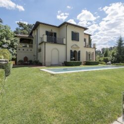 Luxury Villa with Tower and Pool for sale near Florence Tuscany (32)-1200