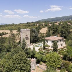 Luxury Villa with Tower and Pool for sale near Florence Tuscany (75)-1200