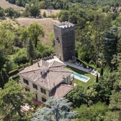 Luxury Villa with Tower and Pool for sale near Florence Tuscany (84)-1200